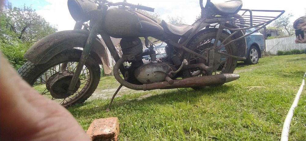 ИЖ-49 під реставрацію