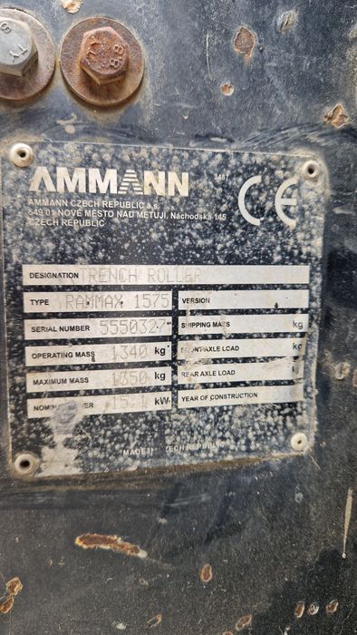 Walec okołkowany Ammann Rammax 1575 z 2016 roku