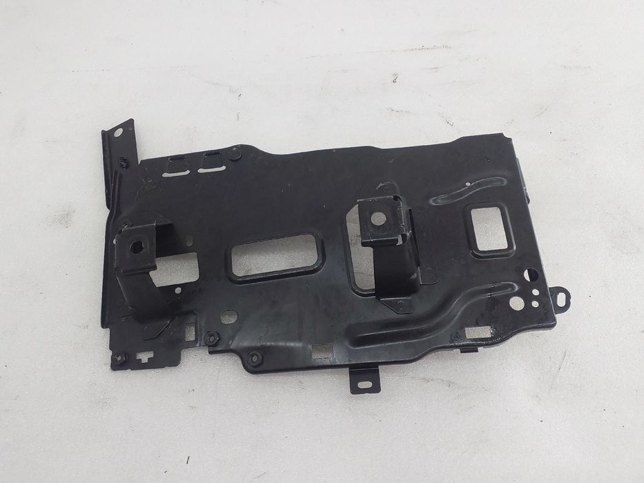 Base / caixa da bateria PEUGEOT Partner (K9)