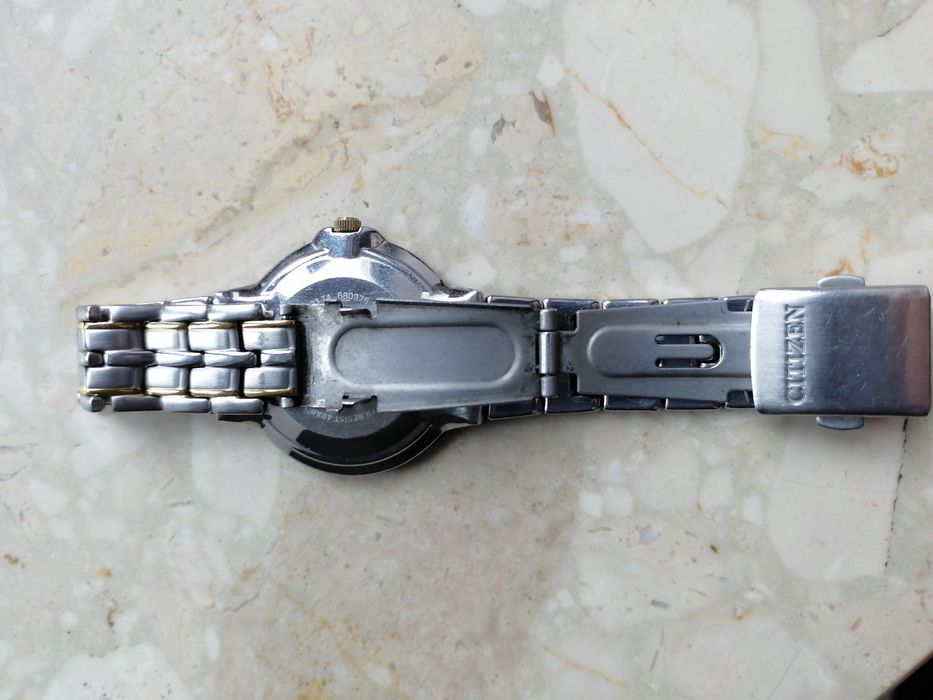 Zegarek citizen eco-drive radio