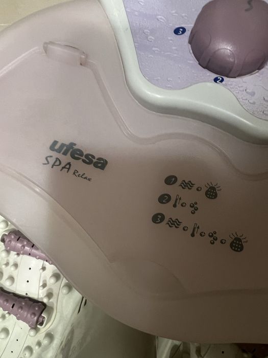 Banheira de hidromassagem pés