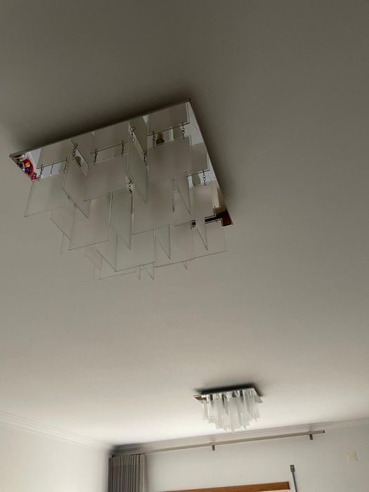 Candeeiro de teto moderno