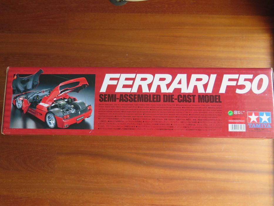 Ferrari F 50 1: 12 , peça para colecionador, da TAMIYA