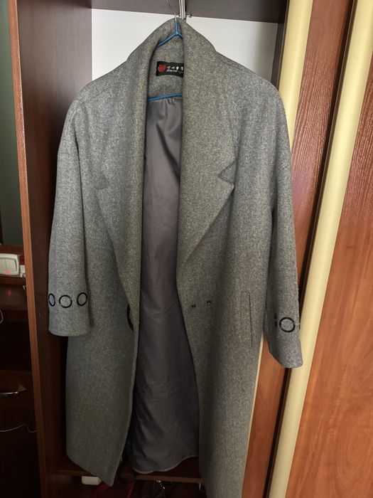 Пальто оверсайз в хорошій якості, демісезонє, розмір Л