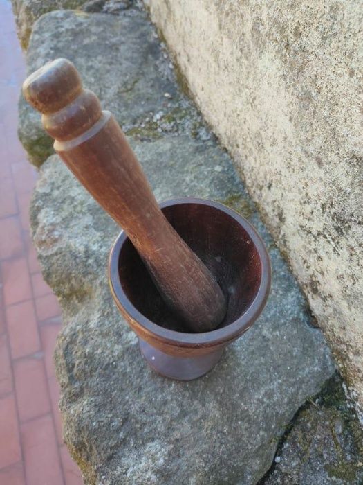 Conjunto de Cigarreira e Pilão em madeira africana