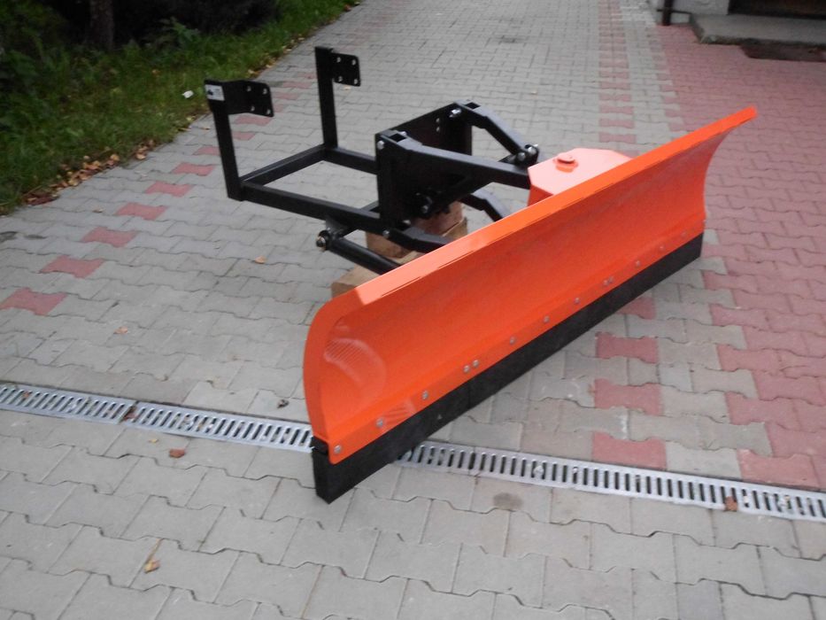 Pług do śniegu URSUS 330 c360 MF T-25 Zetor Lovol Iseki Solis STAL-MET