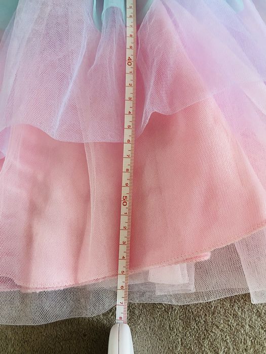 Святкова сукня  4 роки