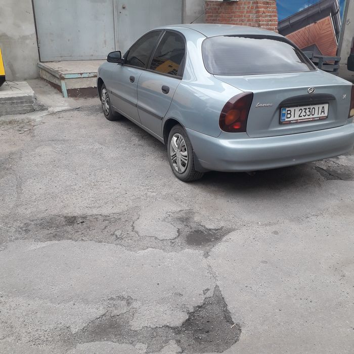 Автомобіль заз ланос