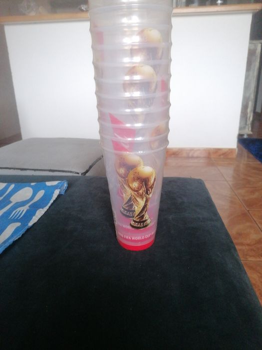 11 Copos Budweiser 2018 world cup Russia com led não usados.