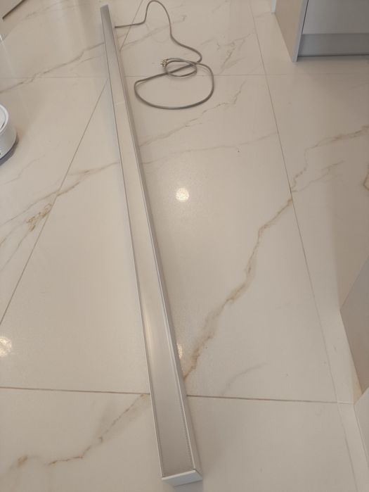 Lampa LED linia 2m natynkowa