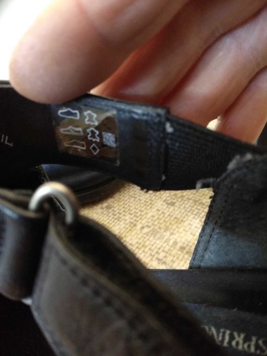 Clarks skórzane półbuty czarne rozmiar 38 wkładka 25,5cm