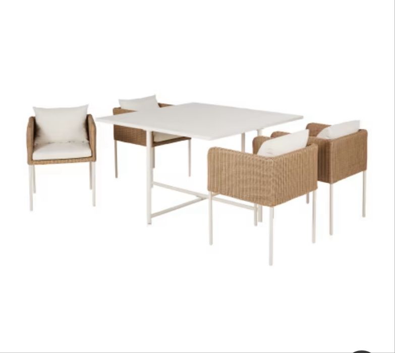 Mesa de metal e resina em bege Maisons du Monde