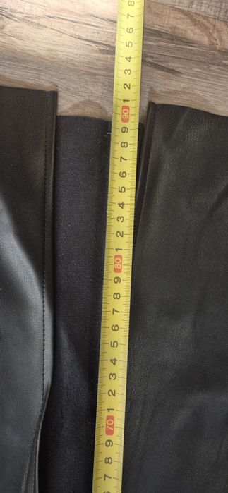 Юбка миди из эко кожи