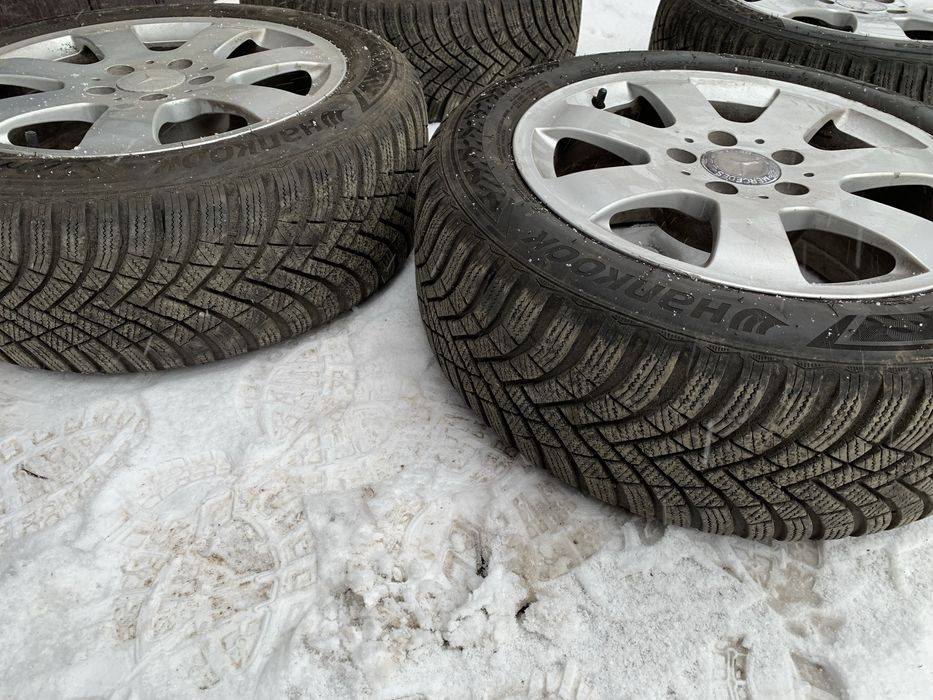 Продам титани з резиною