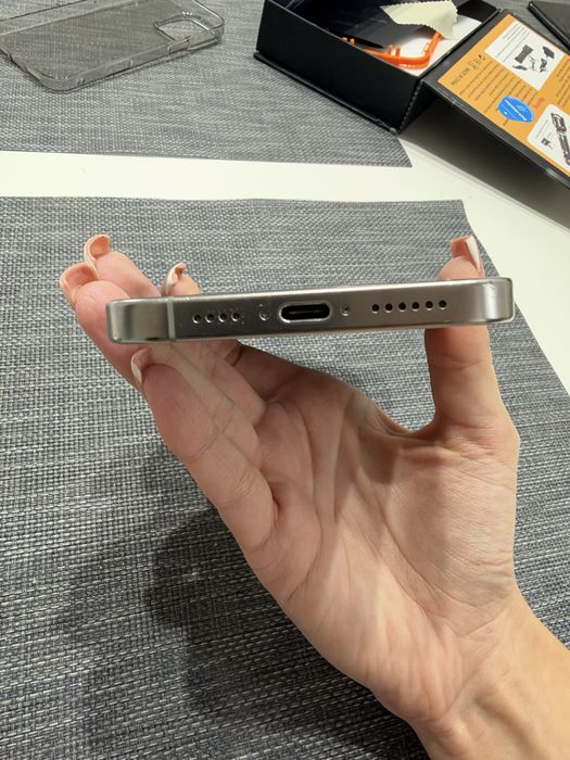 iPhone 16 Pro Max 256gb Natural Titanium Neverlock
