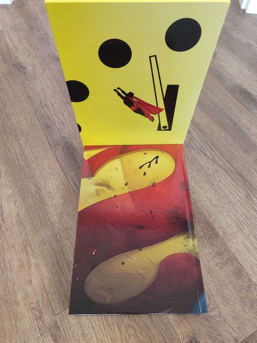 Komiks DC " Absolute DOOMSDAY CLOCK" Geoff Johns 2017