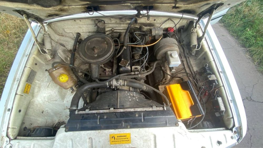 Машина, Волга 3110,Волга 1999 року, з документами, на повному ходу