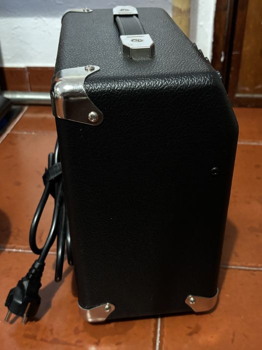 Squier/Fender Frontman 10G