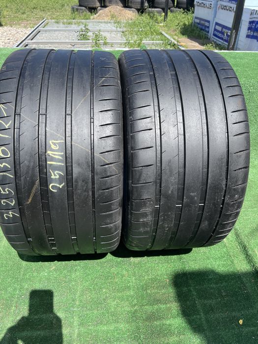 Opony Michelin Pilot Sport 325/30/21 para