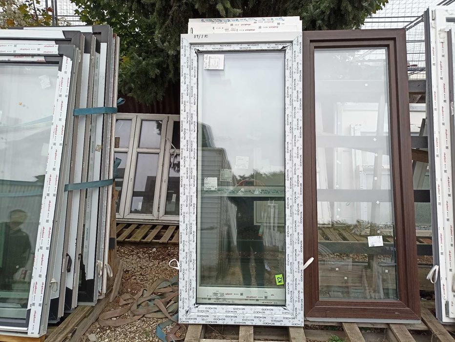 Okno pcv balkonowe 89/210 szary trzy szybowe