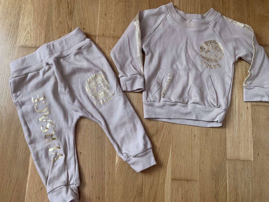 Костюмчики для немовлят 68-74 р