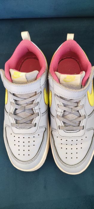 Buty sportowe Nike na rzepy r.35