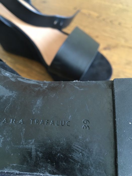 ZARA sandały na koturnie rozmiar 39