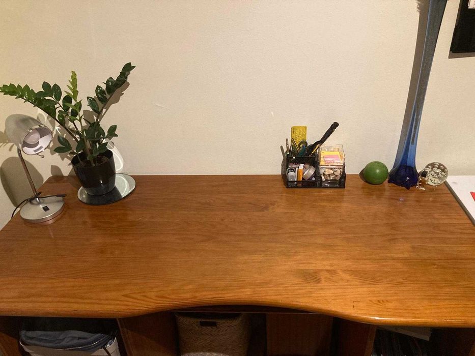 Secretária de escritório em pinho de mel