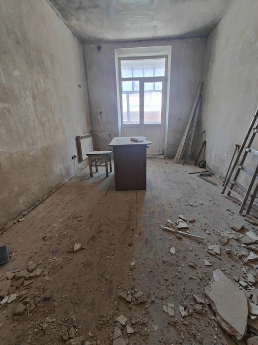 Продам 3 комнатная квартира Залютино. Рынок