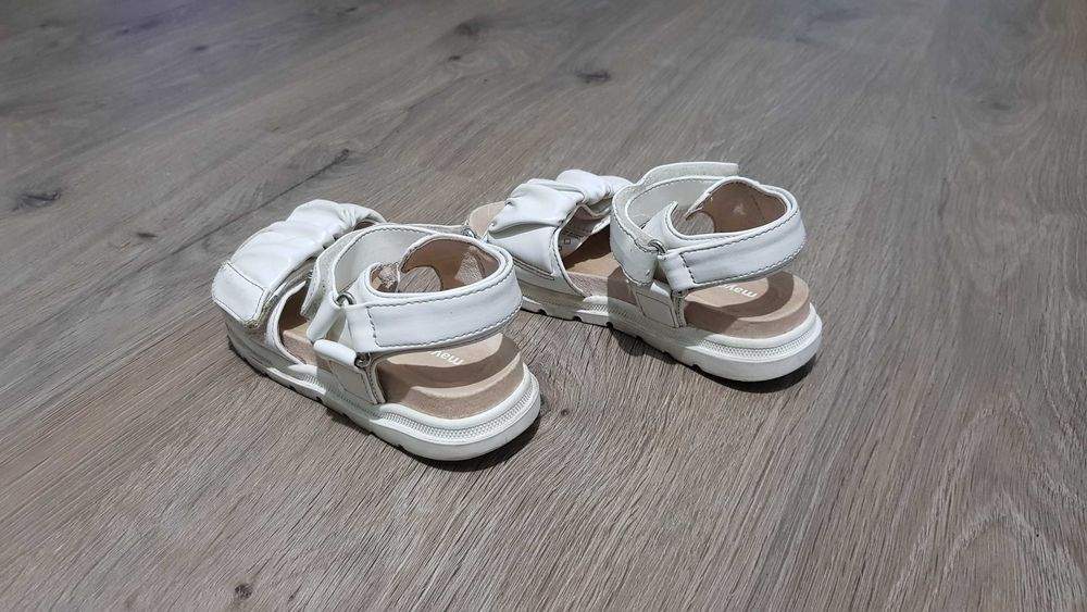 кроссовки детские