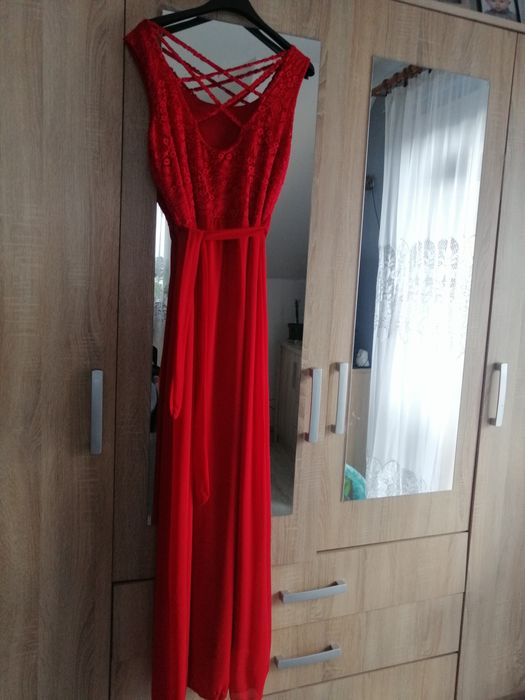 Sukienka czerwona rozmiar M