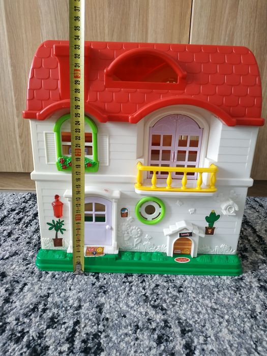 Domek rozkładany dla lalek z mebelkami