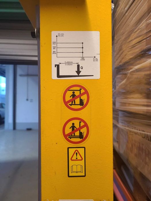 Empilhadora elétrica LIFTER LX10