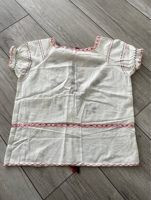Дитяча стародавня  рубашка вишита хрестиком