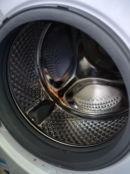 Пральна машина BEKO 7 кг ідеальний стан 1000 об/хв повномірна WTE7522X