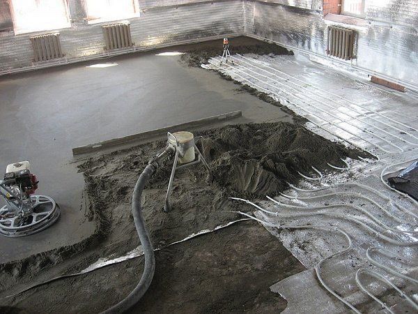 Стяжка пола підлоги цена — 100 м2 за 2 часа, ходить через 4 часа