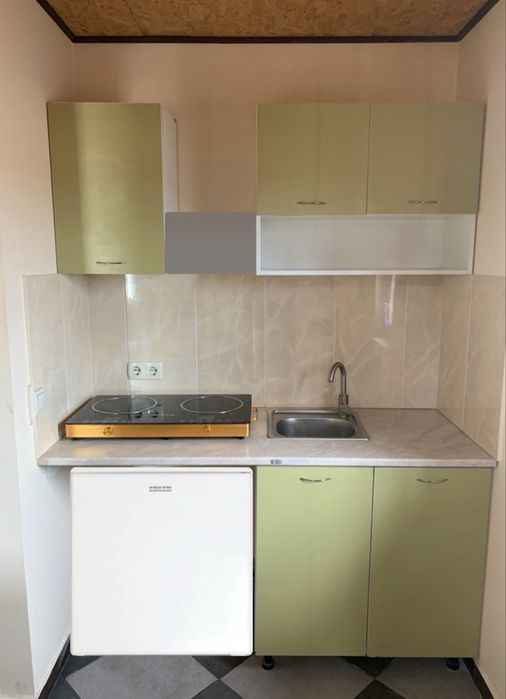 Здам маленький будиночок