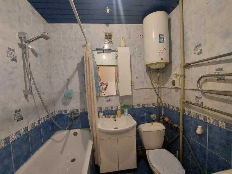 Продам 1 кім. кв. Палац Спорту . Нові Будинки.