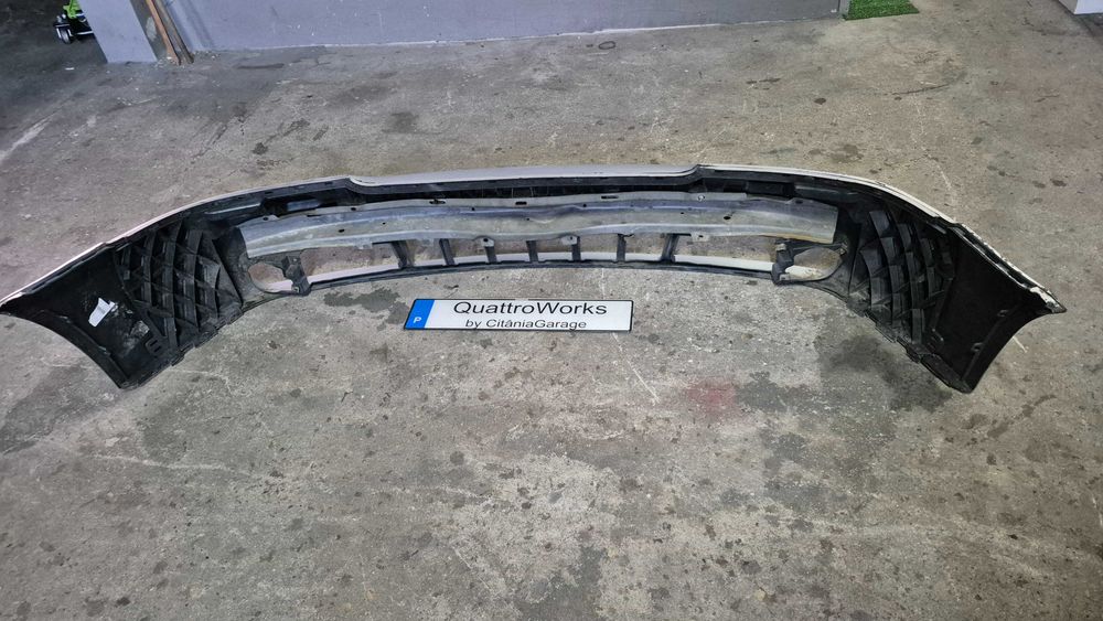 Parachoques frente Audi A4 B5 8D facelift com reforço metálico - 1995 - 2001