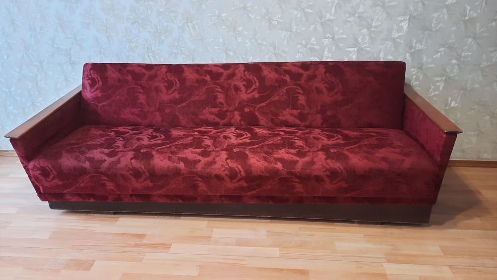 Диван безкоштовно