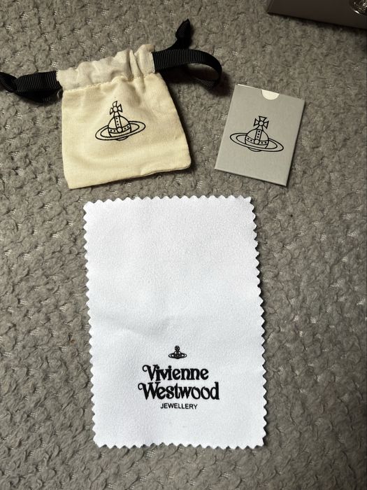 Vivienne Westwood Octavie kolczyki srebrne