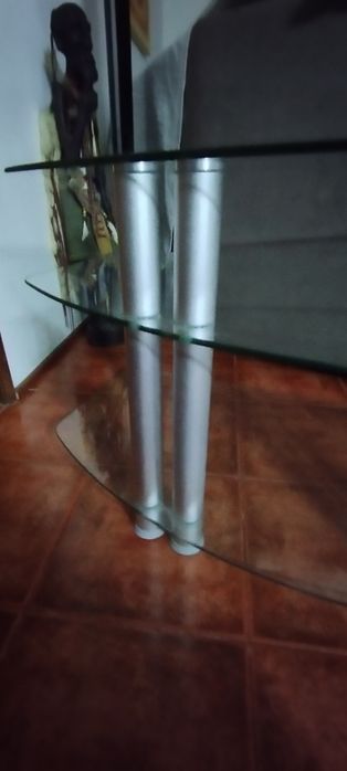 Mesa para tv em vidro