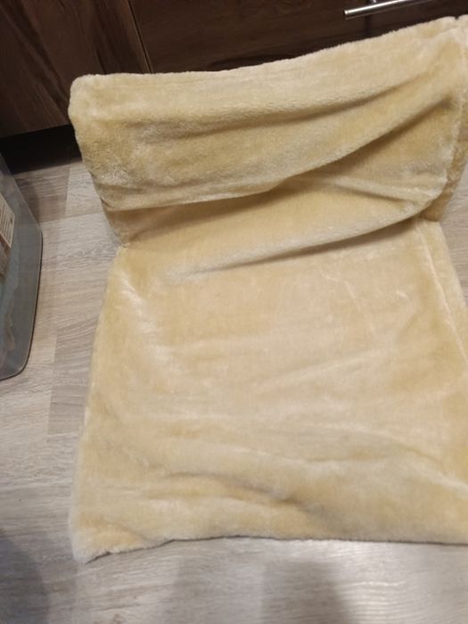 Legowisko dla kota na grzejnik.