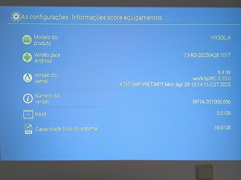 Projector imagem Hy300 Android 11. Um autêntico cinema em casa!