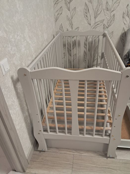 Продам дитячу краватку стан на фото