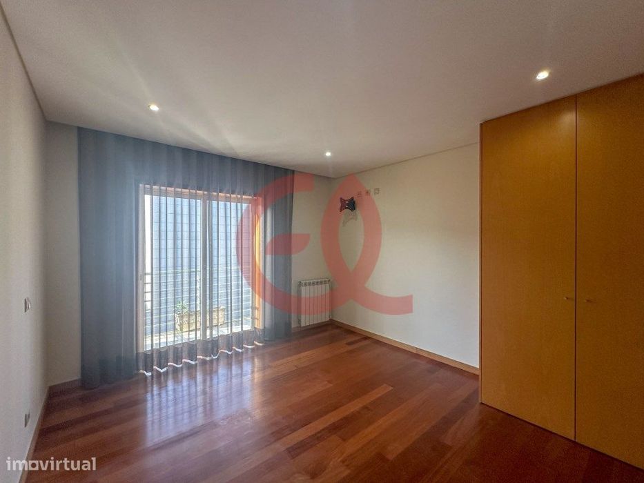 Apartamento T3 - Cova, Meadela