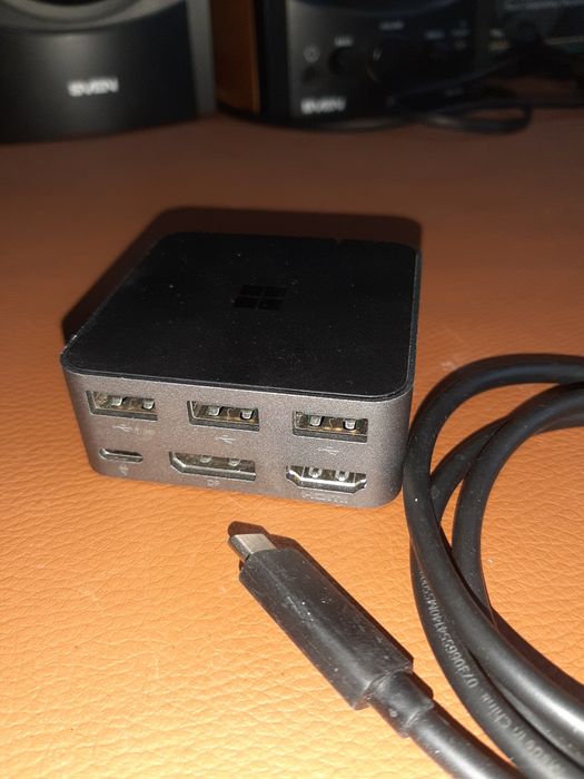 Microsoft display dock  HD 500.windows телефона.