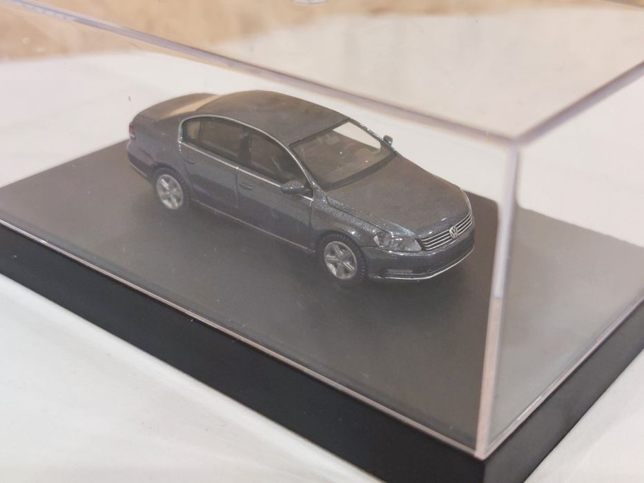 Model 1:87 Passat B7 Wiking