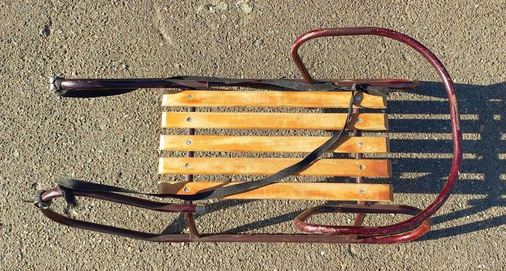 Санки дитячі в гарному стані