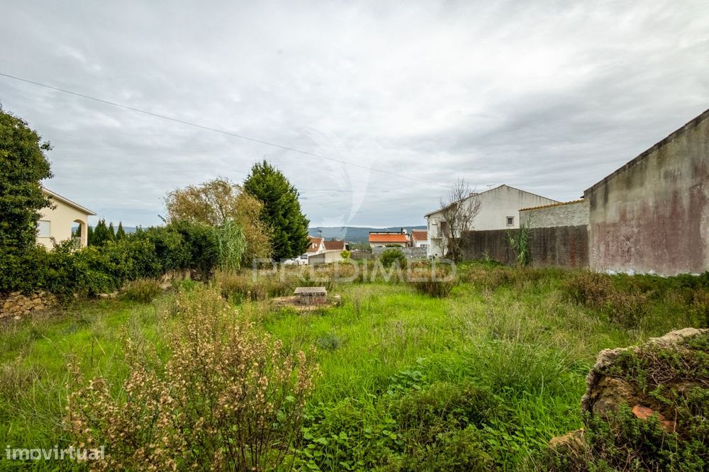 Terreno em Turquel para Comprar